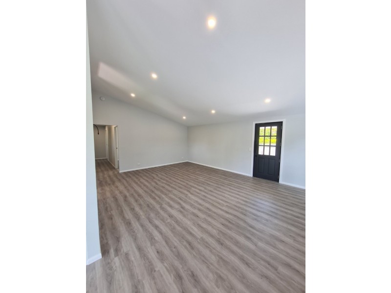 30 Latrobe Avenue, Helensvale QLD 4212