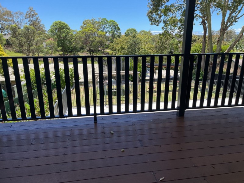 30 Latrobe Avenue, Helensvale QLD 4212