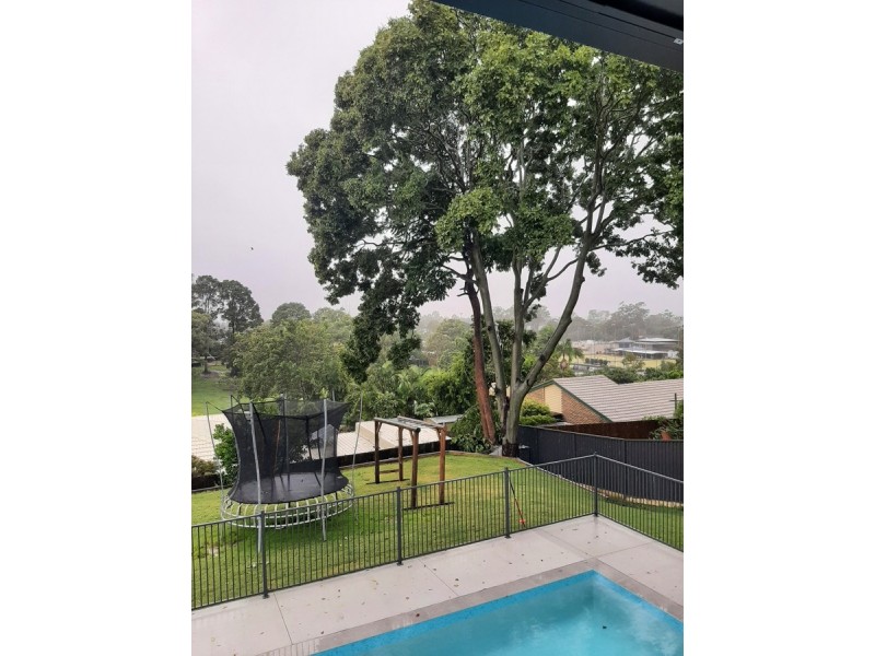 30 Latrobe Avenue, Helensvale QLD 4212