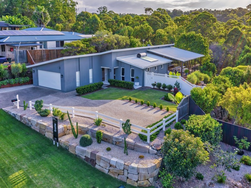 38 McAuley Parade, Pacific Pines QLD 4211