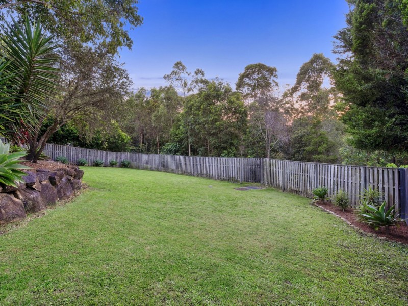 38 McAuley Parade, Pacific Pines QLD 4211