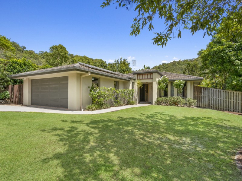 6 Lambert Drive, Maudsland QLD 4210