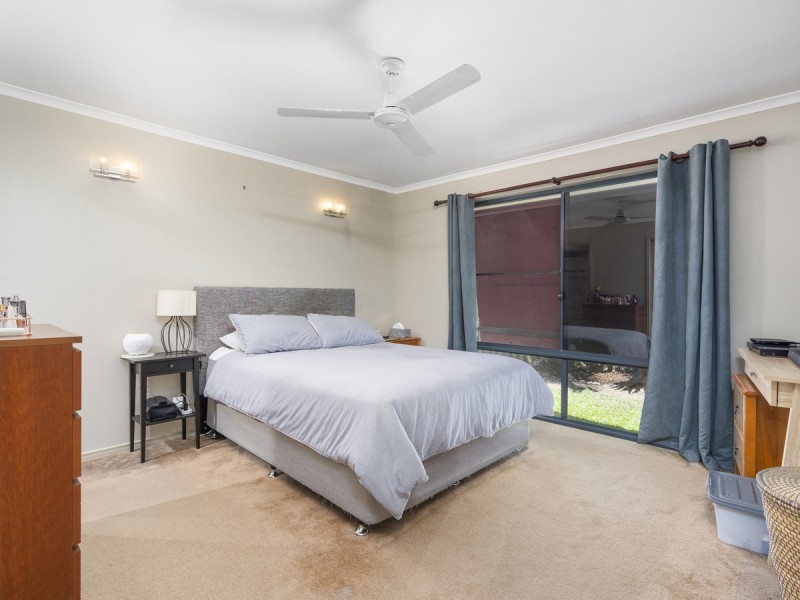 6 Lambert Drive, Maudsland QLD 4210