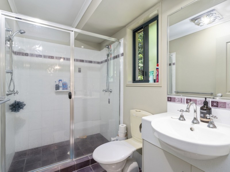 6 Lambert Drive, Maudsland QLD 4210