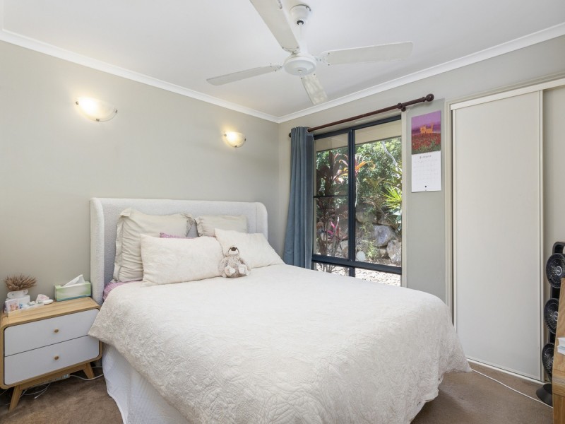 6 Lambert Drive, Maudsland QLD 4210