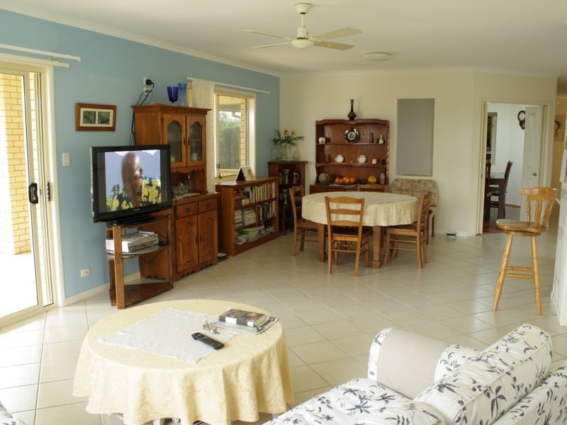 30 Maloney Crescent, Maudsland QLD 4210