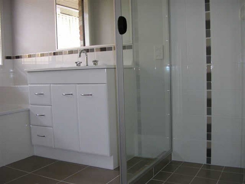 20 Blackheath Terrace, Pacific Pines QLD 4211