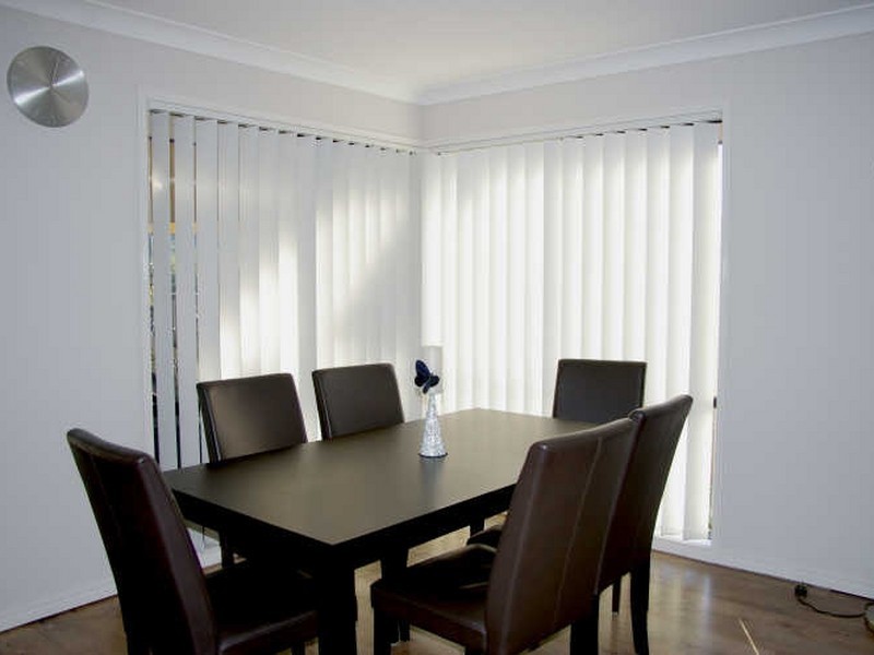 20 Blackheath Terrace, Pacific Pines QLD 4211