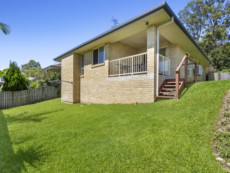 40 Aldgate Crescent, Pacific Pines QLD 4211