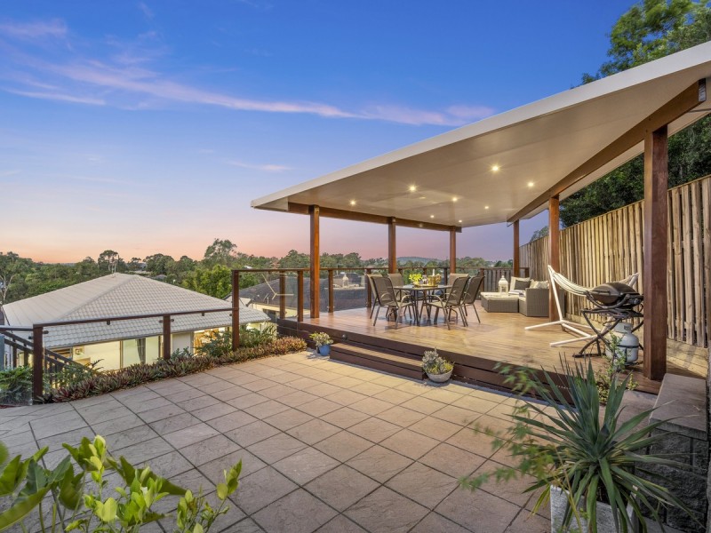 3 Bounty Way, Pacific Pines QLD 4211