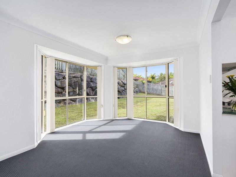 11 Stromlo Court, Pacific Pines QLD 4211