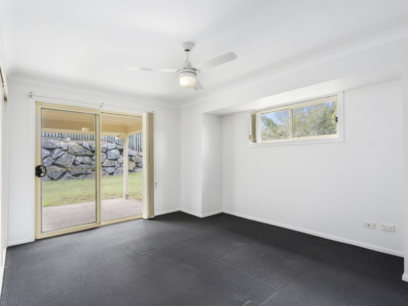 11 Stromlo Court, Pacific Pines QLD 4211