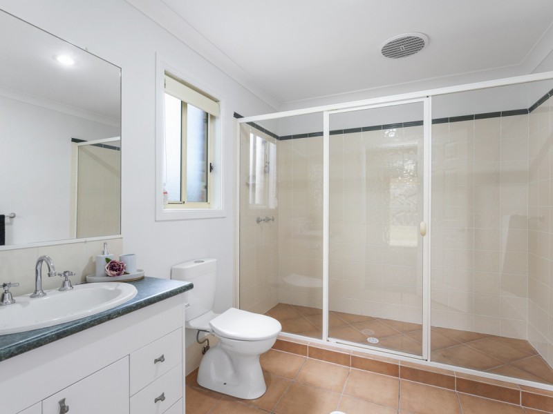 11 Stromlo Court, Pacific Pines QLD 4211