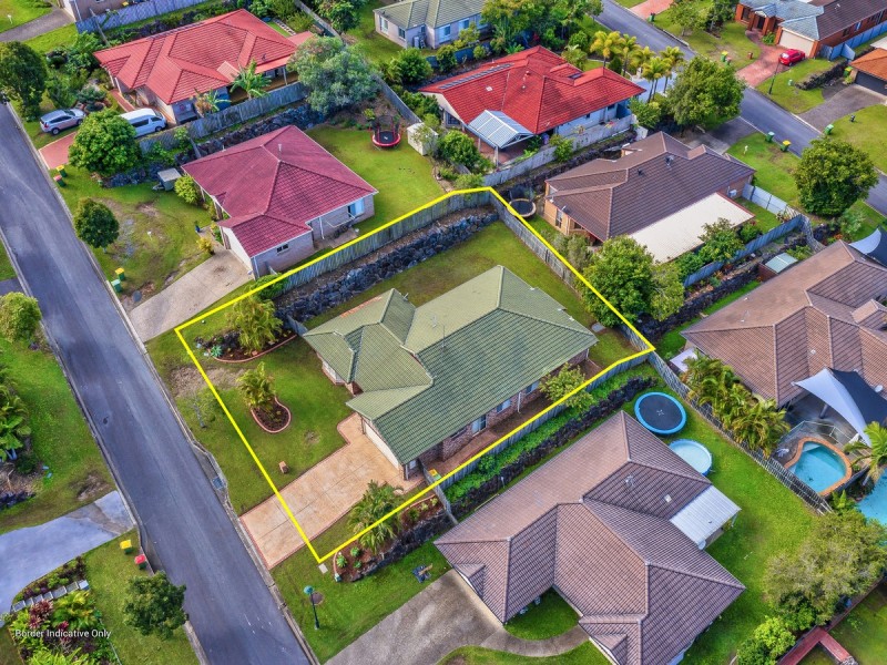 11 Stromlo Court, Pacific Pines QLD 4211