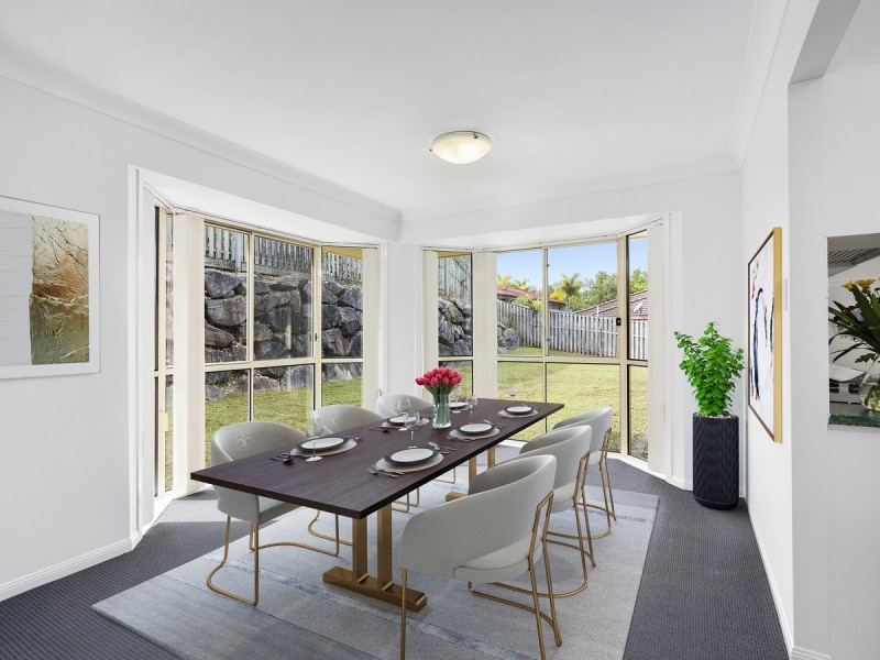 11 Stromlo Court, Pacific Pines QLD 4211