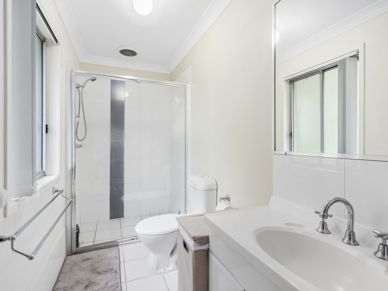 28/30 Carmarthen Circuit, Pacific Pines QLD 4211