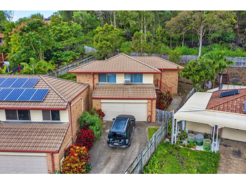 2/76 Paddington Drive, Carrara QLD 4211