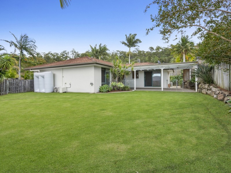 9 Motu Close, Pacific Pines QLD 4211