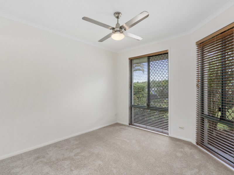 9 Motu Close, Pacific Pines QLD 4211