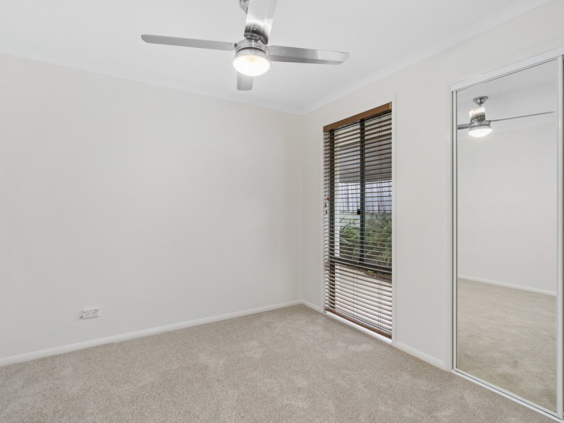 9 Motu Close, Pacific Pines QLD 4211