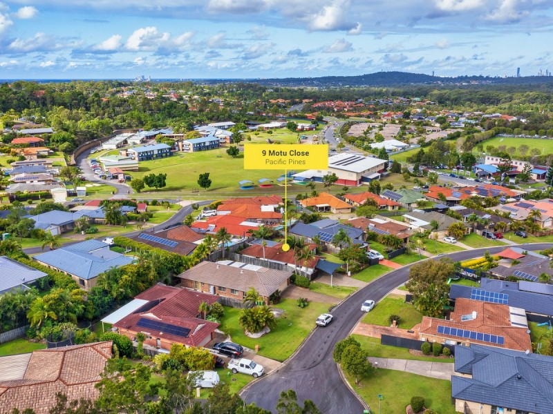 9 Motu Close, Pacific Pines QLD 4211