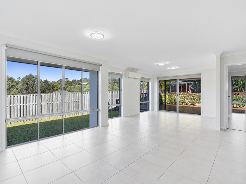 46 Mcauley Parade, Pacific Pines QLD 4211
