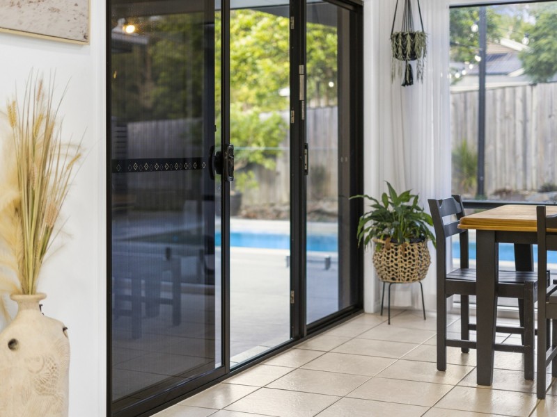 37 Carmarthen Circuit, Pacific Pines QLD 4211