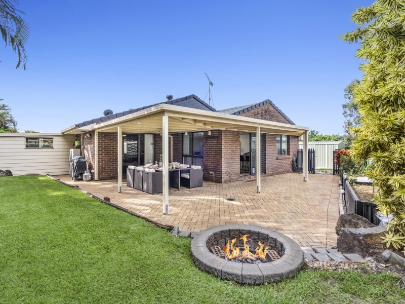 2 Western Way, Oxenford QLD 4210