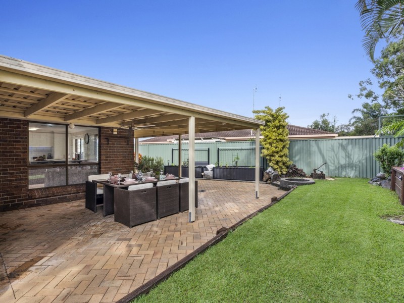 2 Western Way, Oxenford QLD 4210