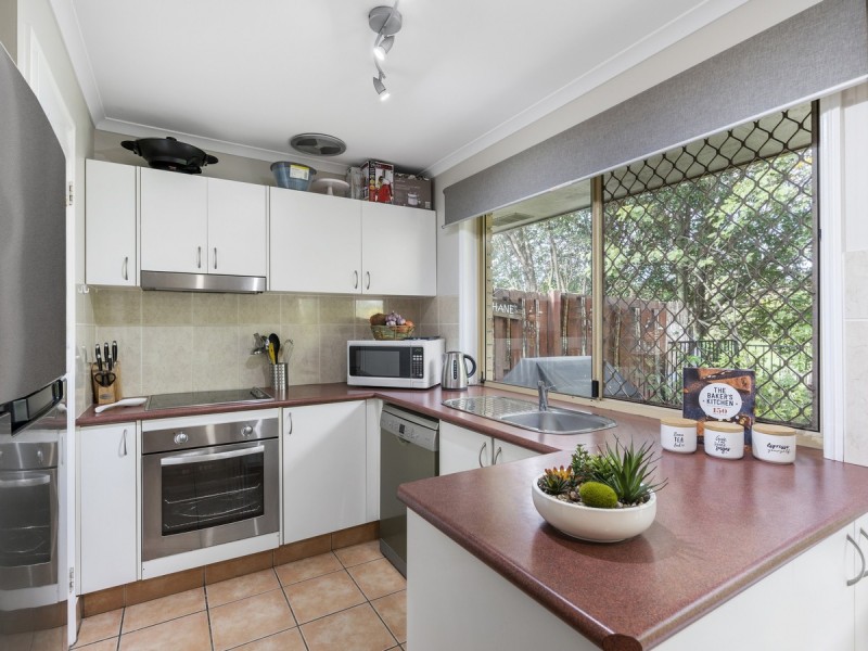 18 Eucalyptus Court, Oxenford QLD 4210