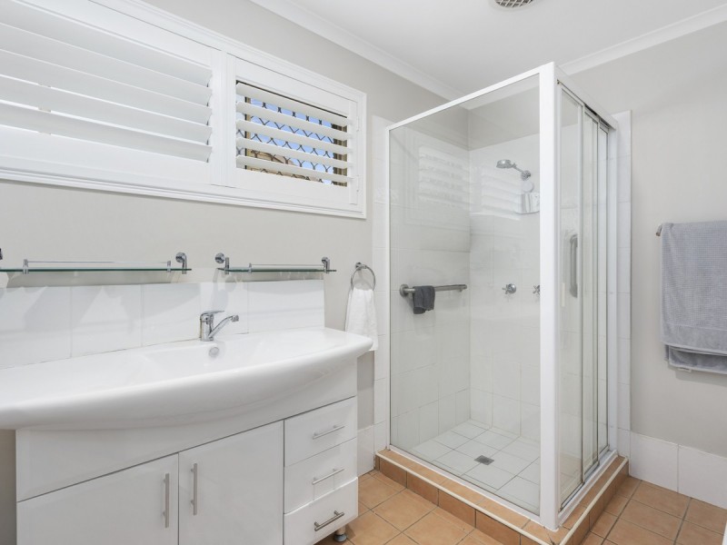 18 Eucalyptus Court, Oxenford QLD 4210