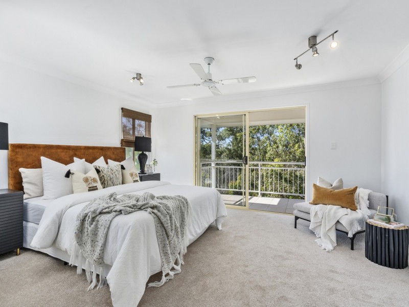 9 Maloney Crescent, Maudsland QLD 4210