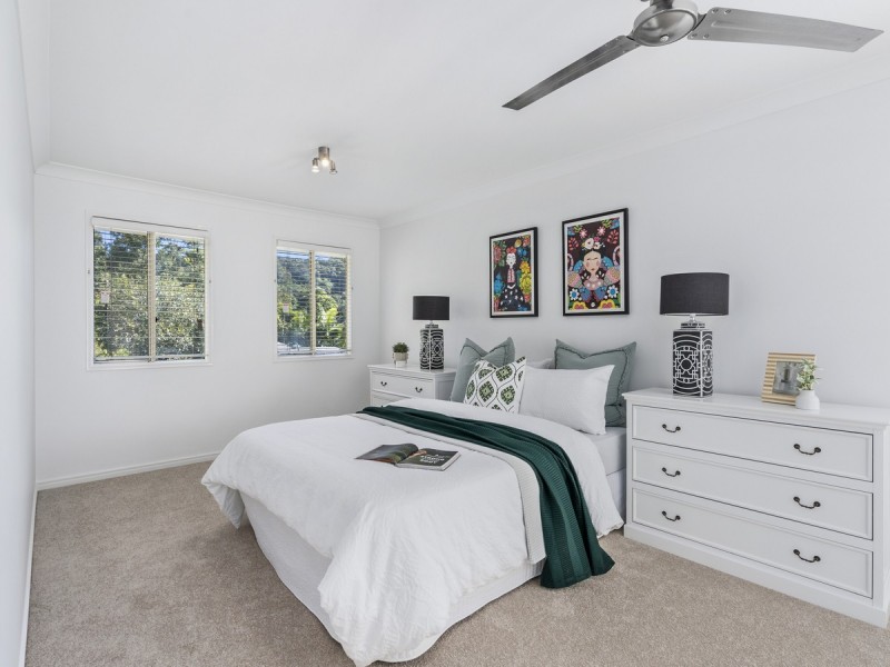 9 Maloney Crescent, Maudsland QLD 4210