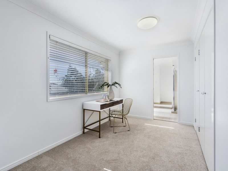 9 Maloney Crescent, Maudsland QLD 4210