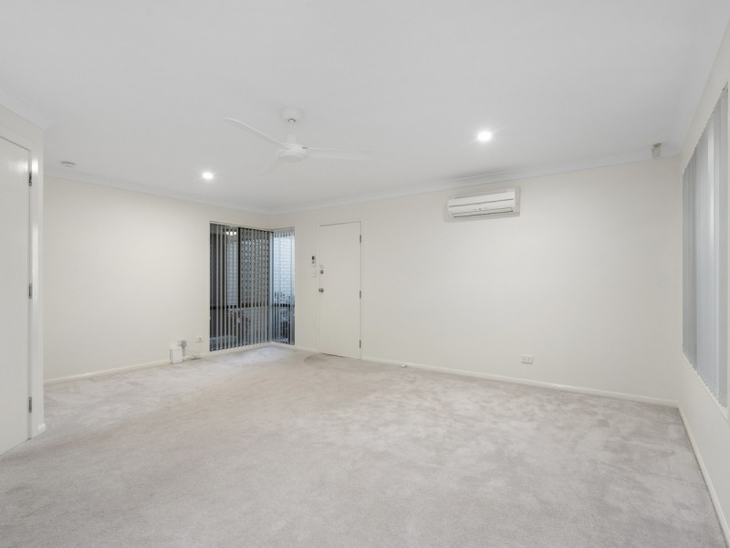 107 Salvado Drive, Pacific Pines QLD 4211