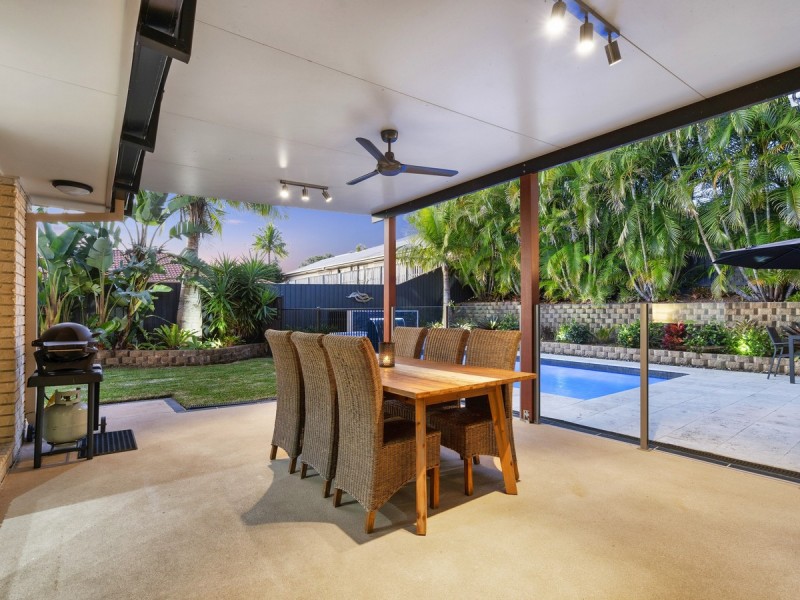107 Salvado Drive, Pacific Pines QLD 4211