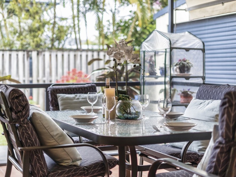 1/77 Victoria Drive, Pacific Pines QLD 4211