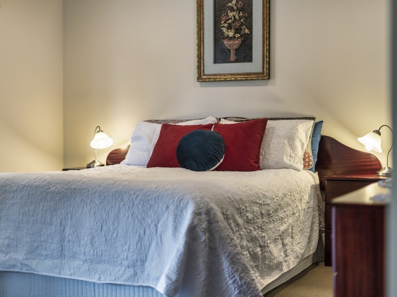 1/77 Victoria Drive, Pacific Pines QLD 4211