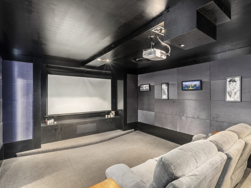 92 Wunburra Circle, Pacific Pines QLD 4211