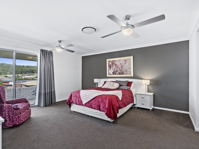 92 Wunburra Circle, Pacific Pines QLD 4211