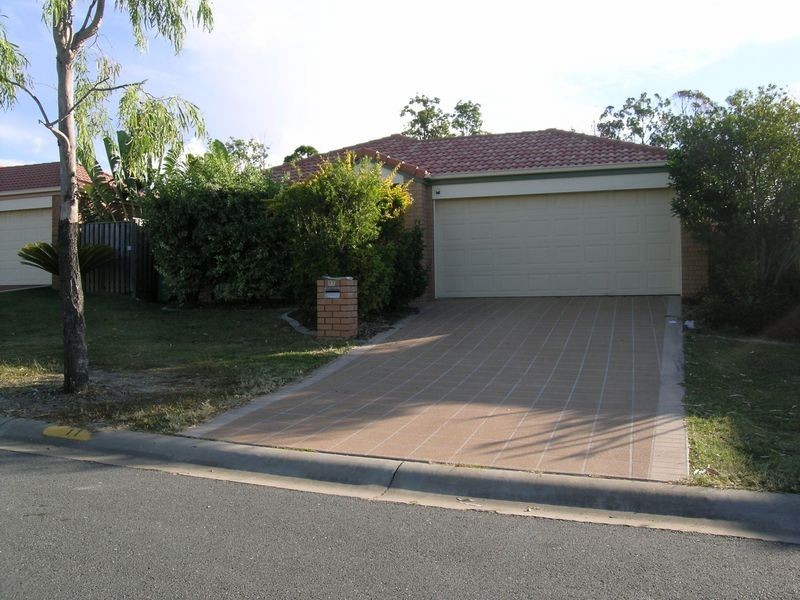11 Boyer Street, Pacific Pines QLD 4211