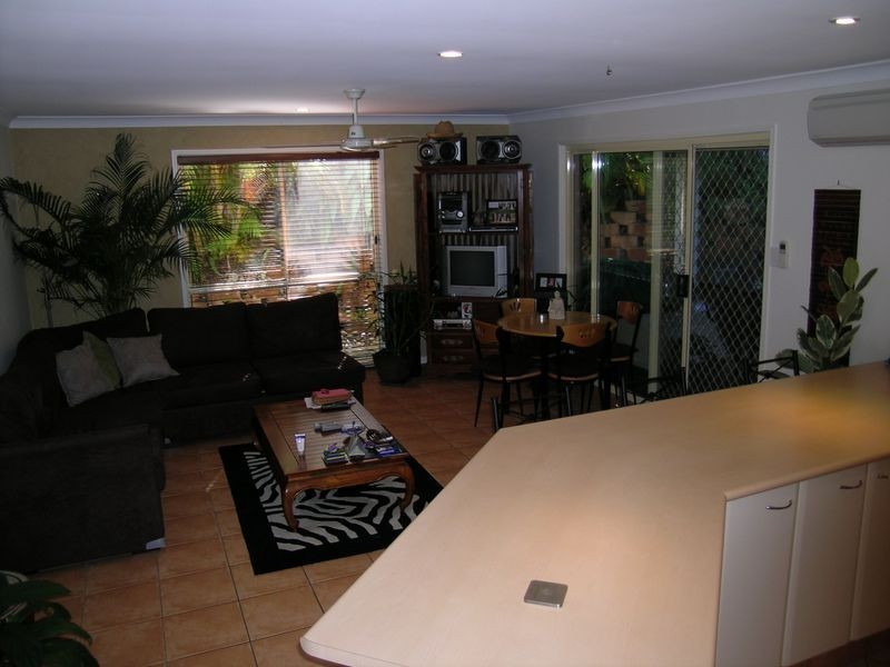 11 Boyer Street, Pacific Pines QLD 4211