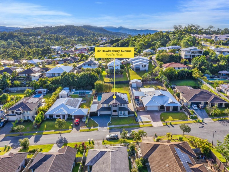 32 Hawkesbury Avenue, Pacific Pines QLD 4211