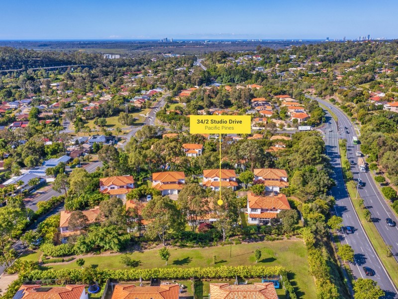 34/2 Studio Drive, Pacific Pines QLD 4211