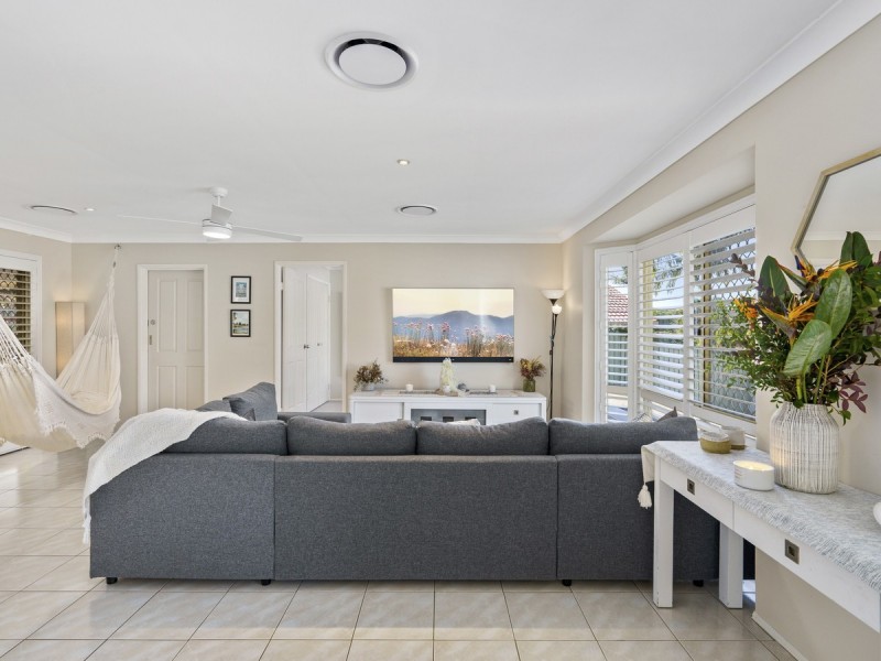 48 Clubhouse Drive, Arundel QLD 4214