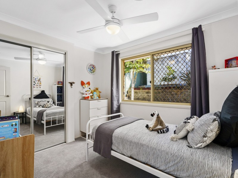 48 Clubhouse Drive, Arundel QLD 4214