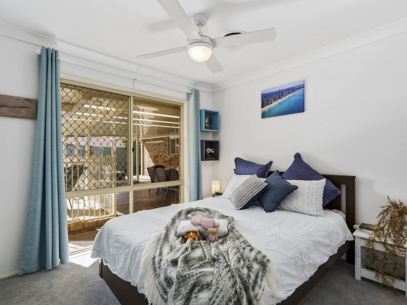 48 Clubhouse Drive, Arundel QLD 4214