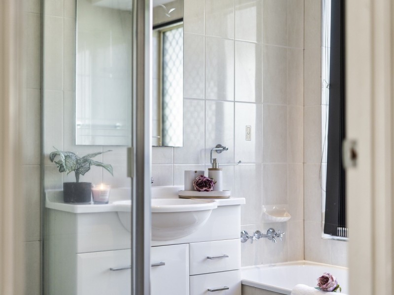 48 Clubhouse Drive, Arundel QLD 4214