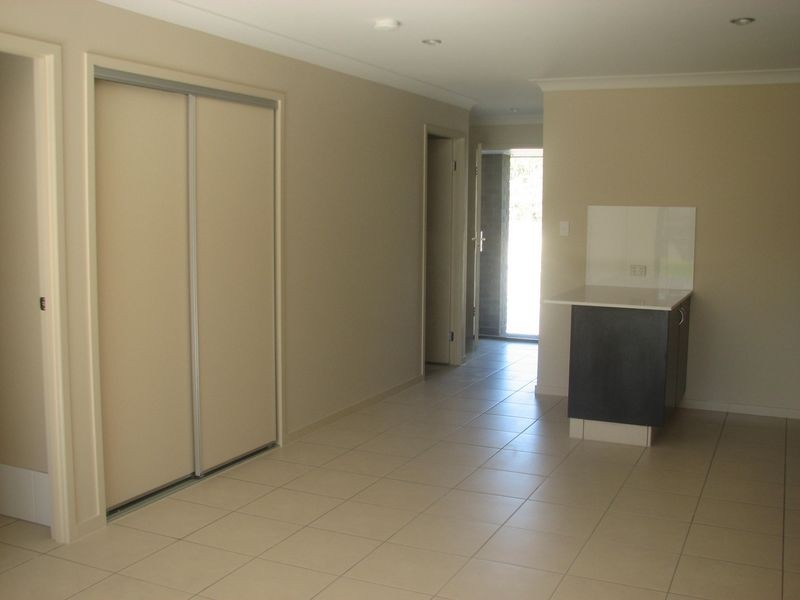 1/19 Bidmead Street, Pimpama QLD 4209