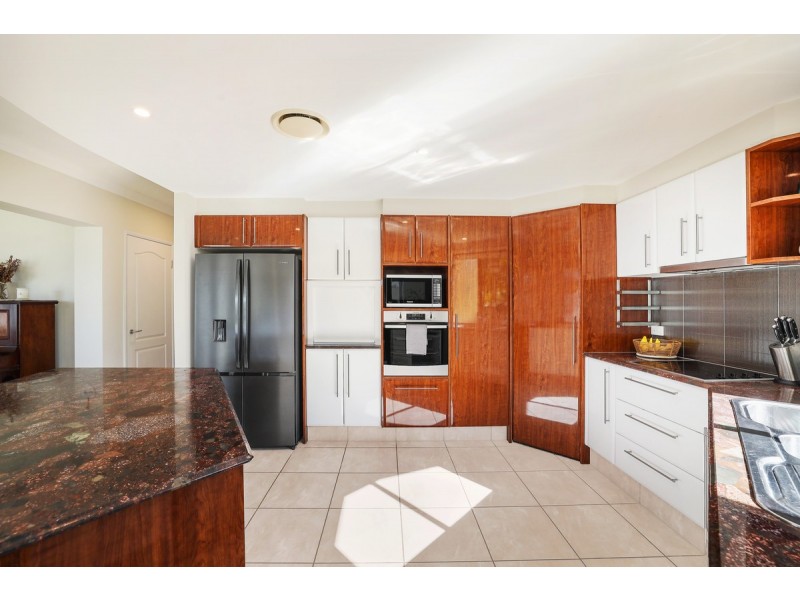 23 Mellum Circuit, Pacific Pines QLD 4211